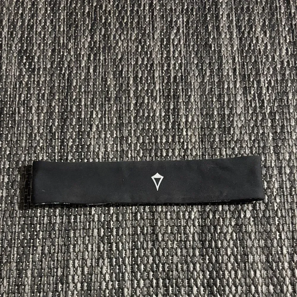 Ivivva by Lululemon reversible headband